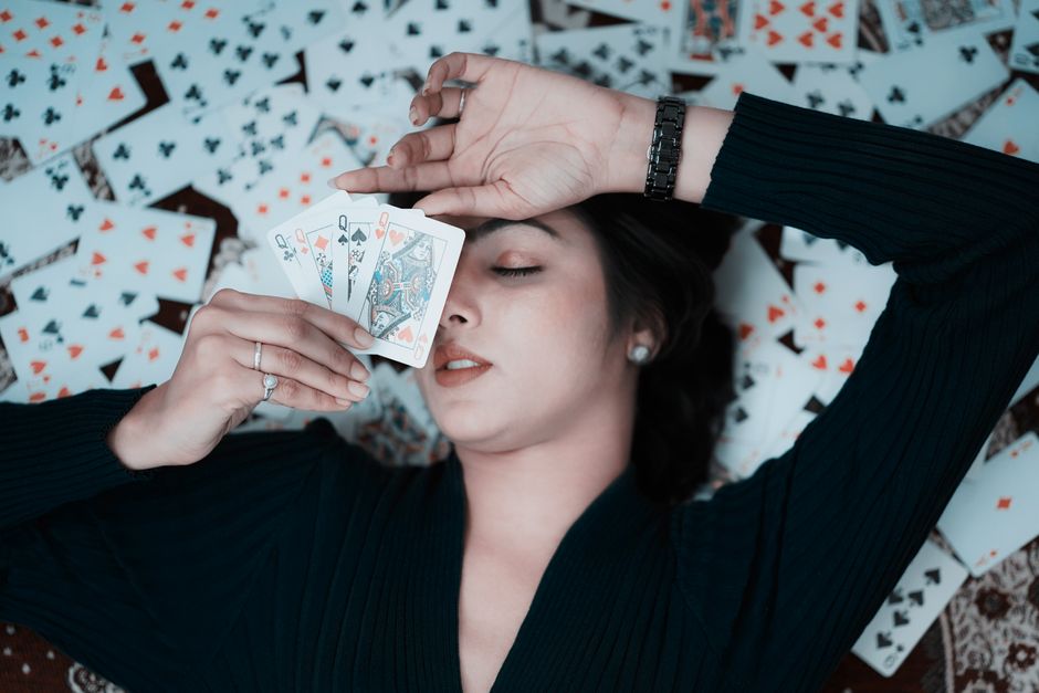 The Real Math Behind Slots, Poker, and Sports Betting
